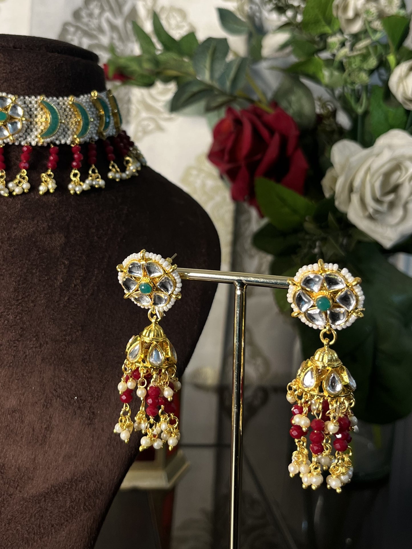 Chand gujarati choker with jhumka