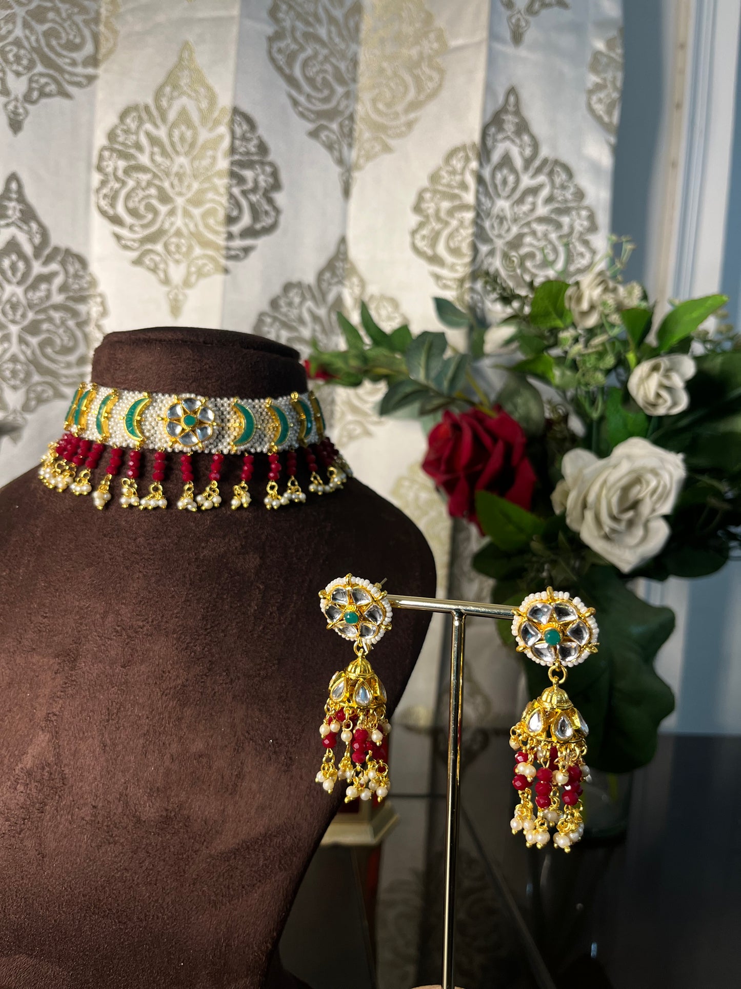 Chand gujarati choker with jhumka