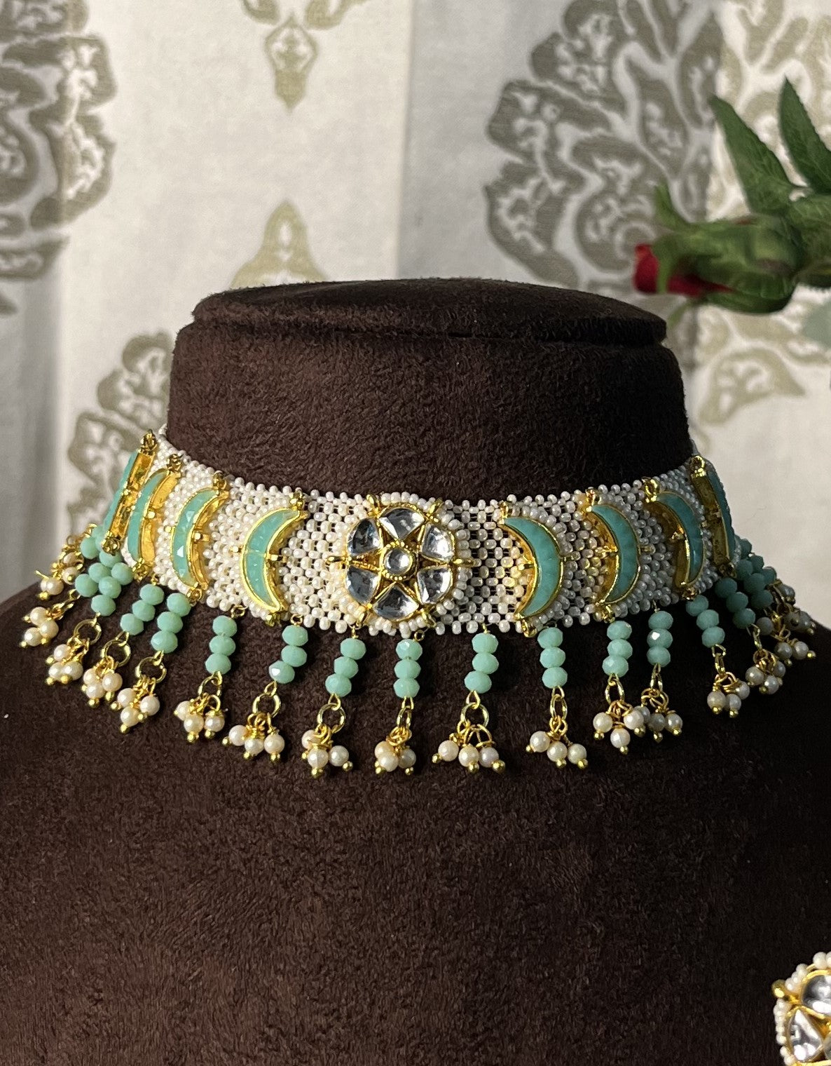 Chand gujarati choker with jhumka