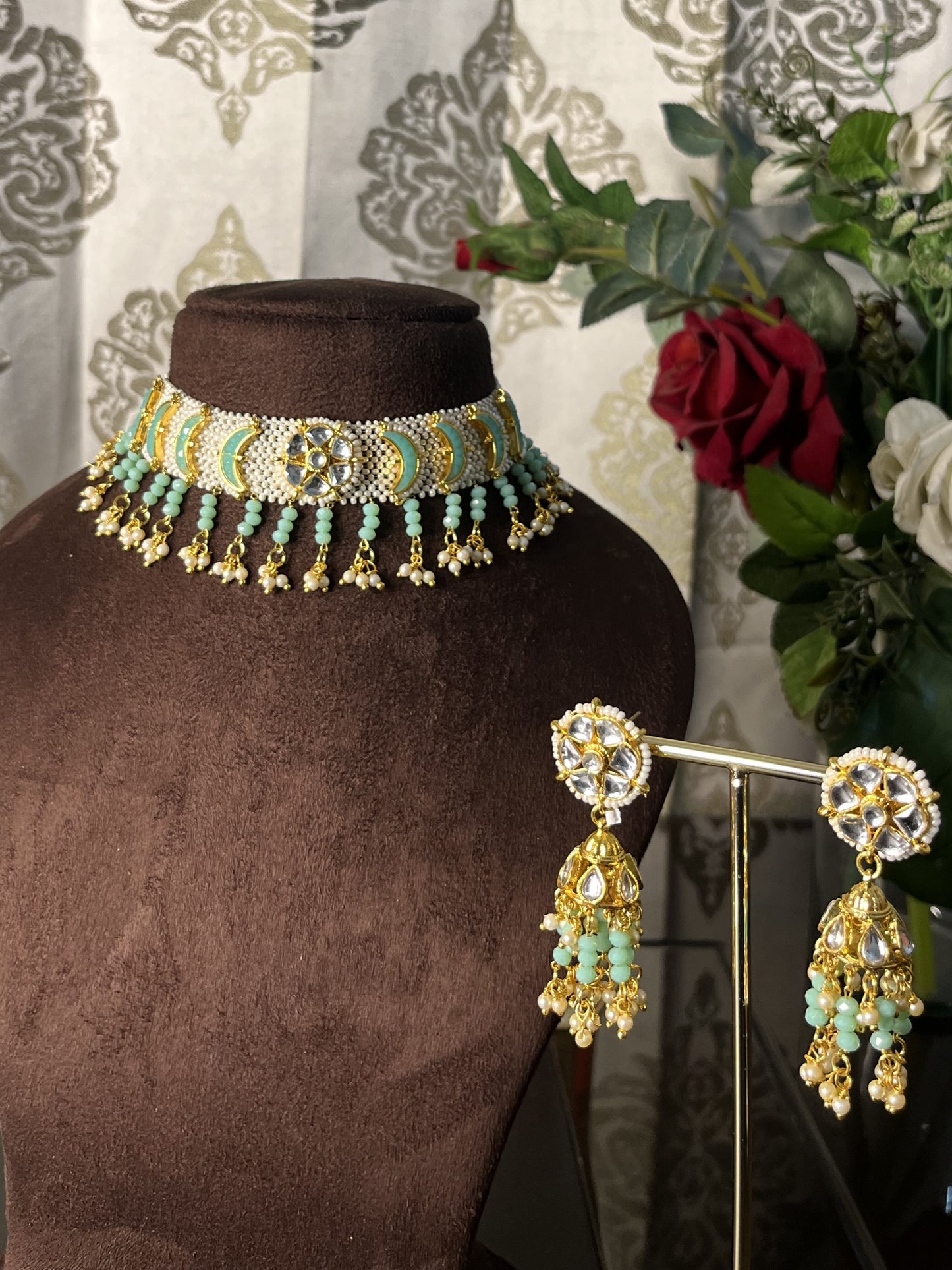 Chand gujarati choker with jhumka