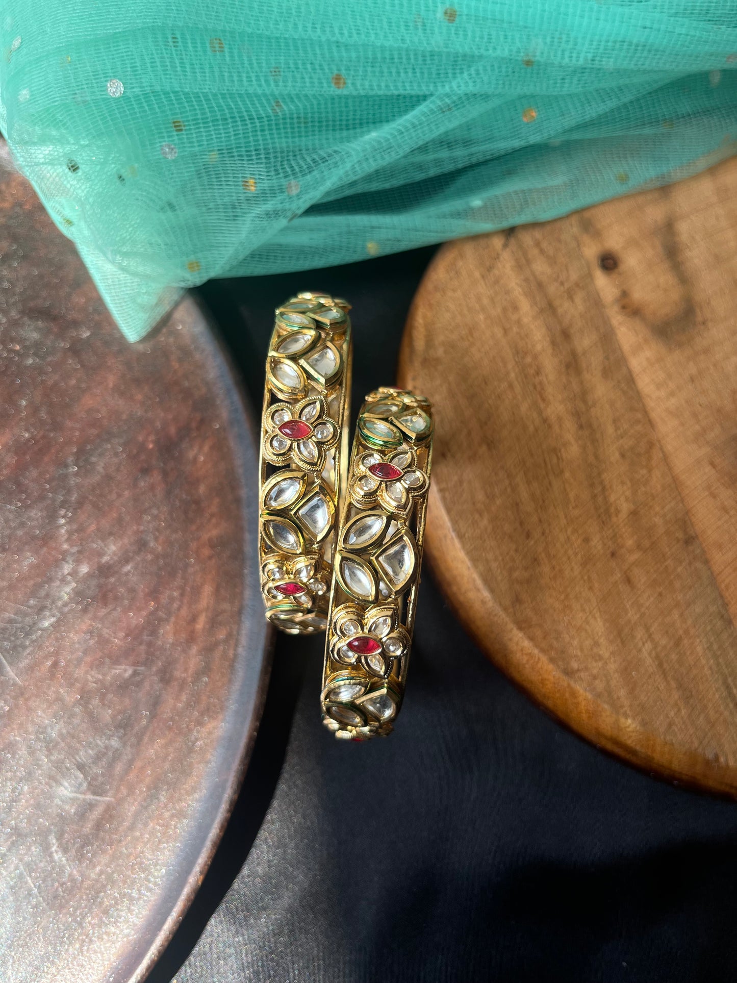 Floral pattern kundan kada