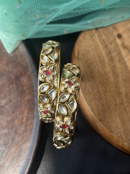 Floral pattern kundan kada