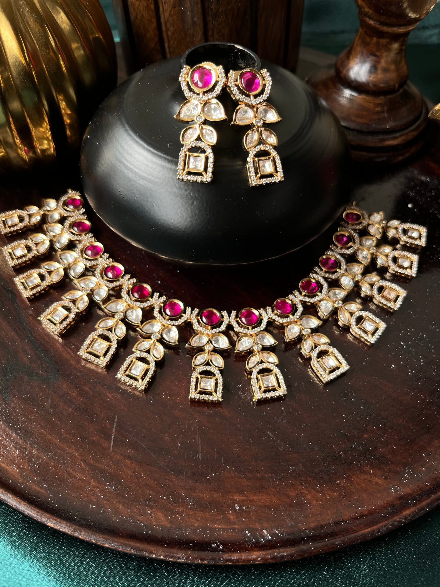 Silver foil kundan set