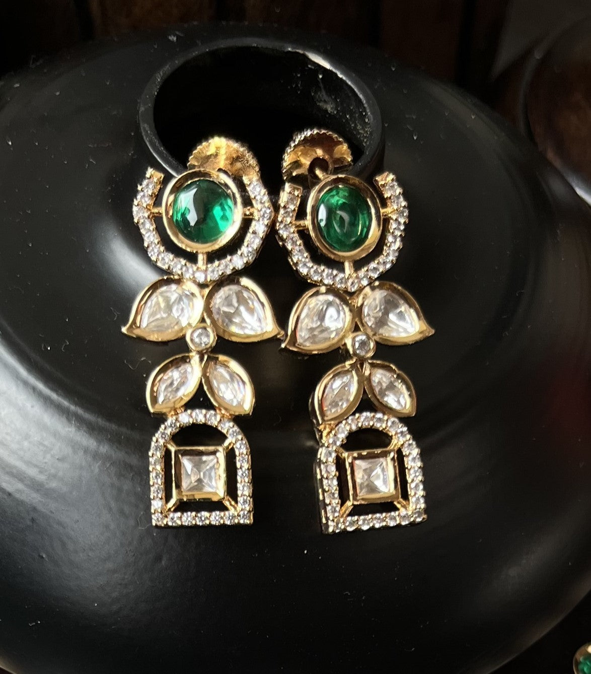 Silver foil kundan set