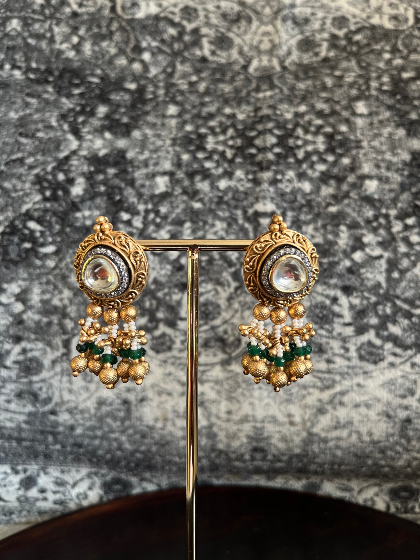 Rajwadi gold earrings with parab kundan