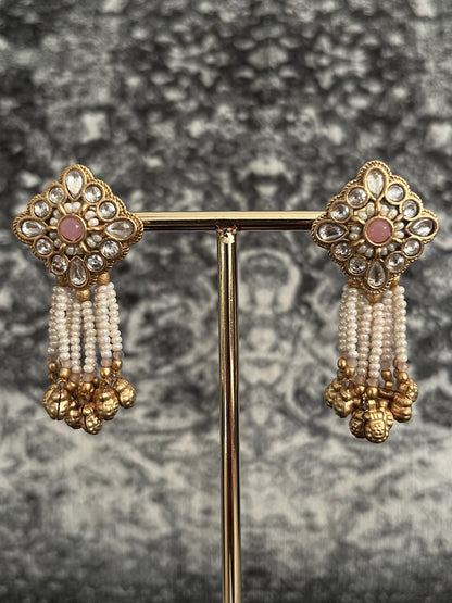 Rajwadi gold studs with pearl piroi