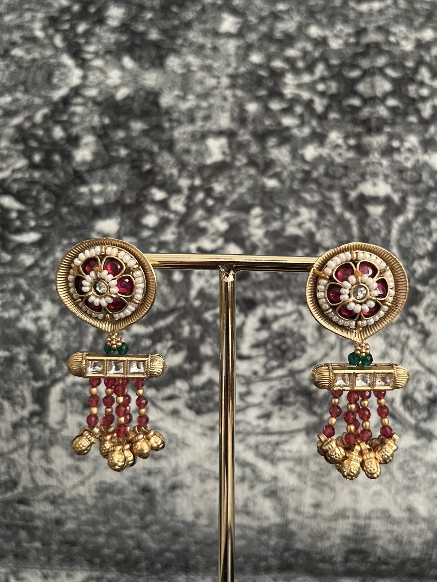 Rajwadi gold studs