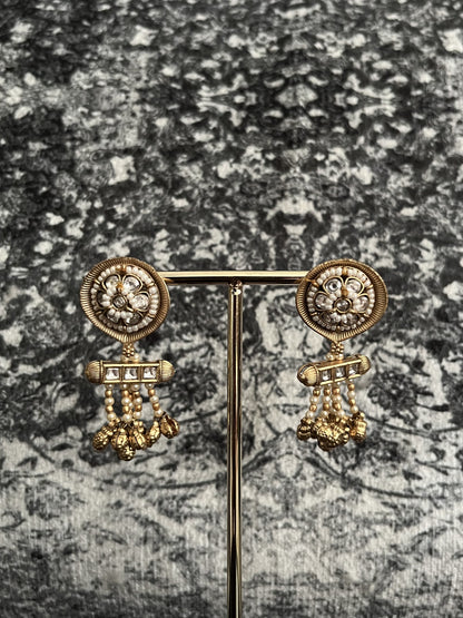 Rajwadi gold studs