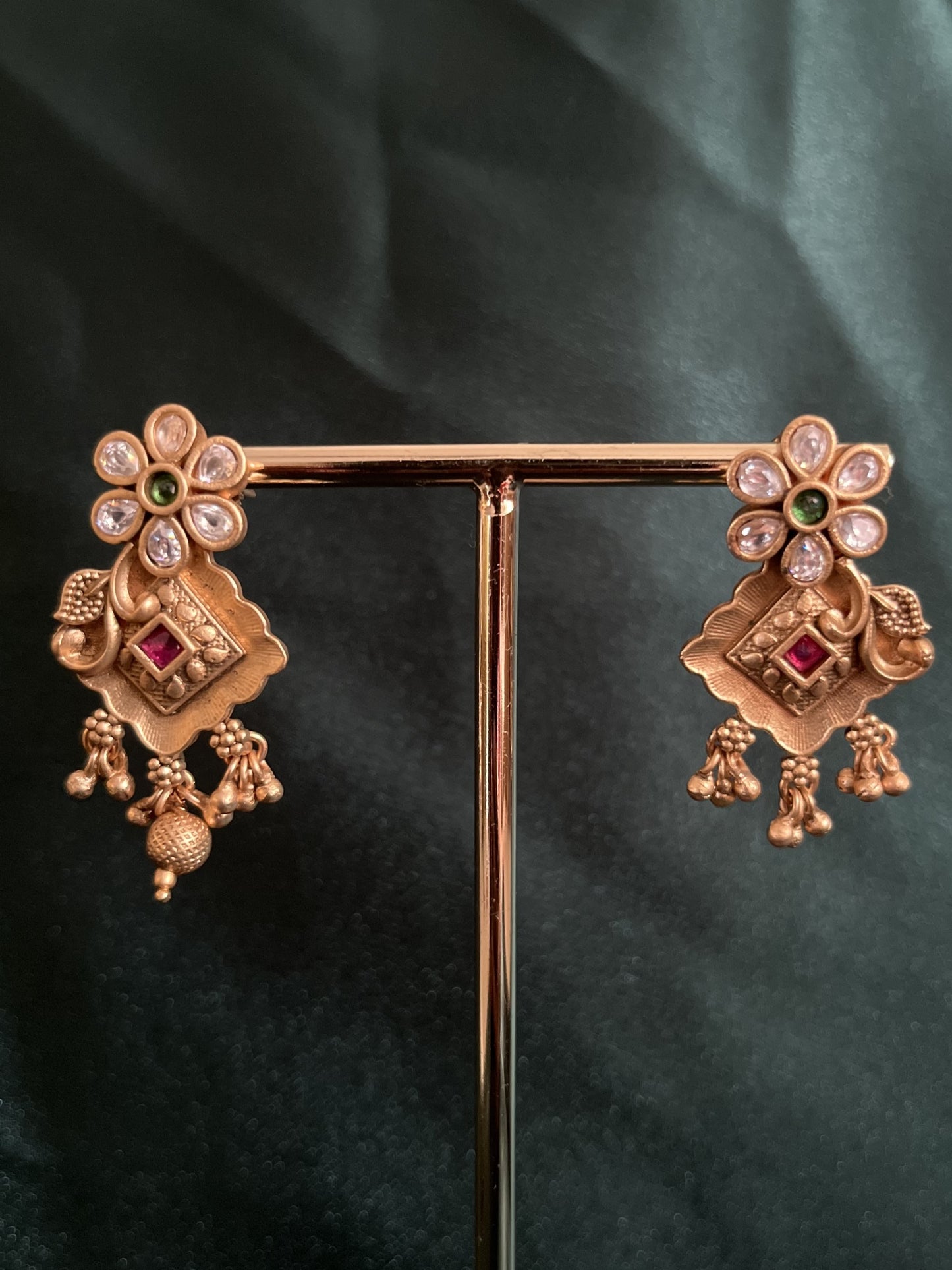 Rajwadi gold studs