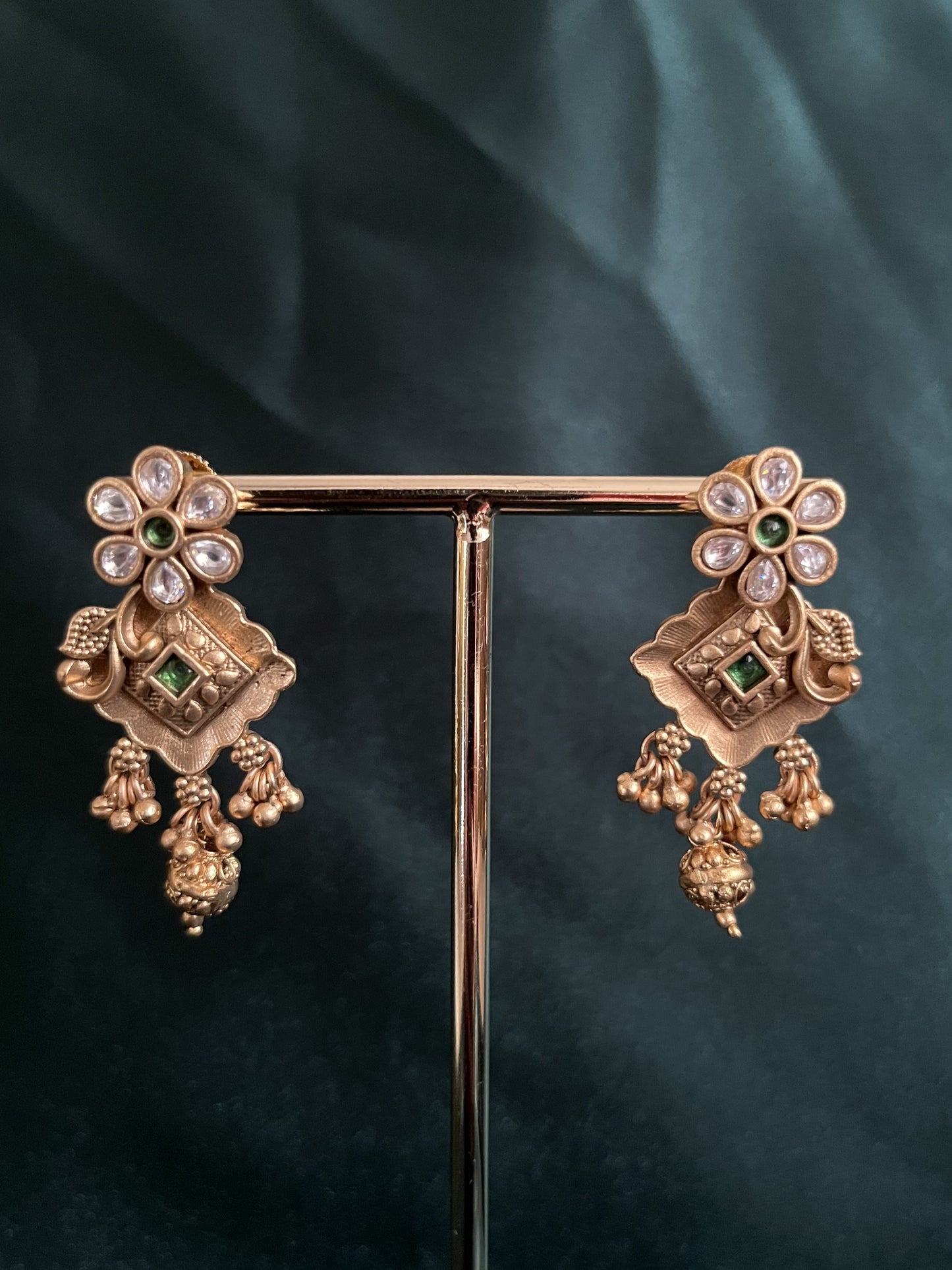 Rajwadi gold studs