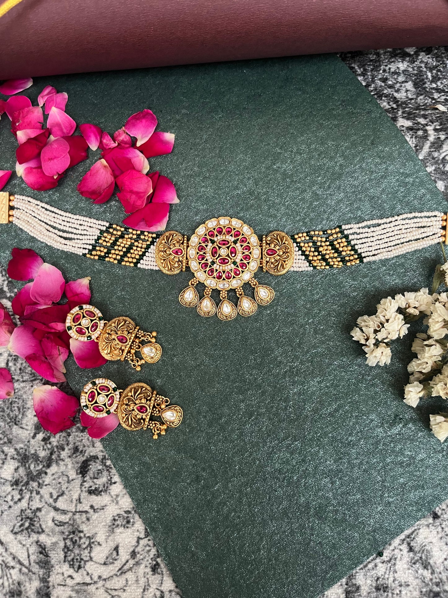 Royal Rajwadi neck choker