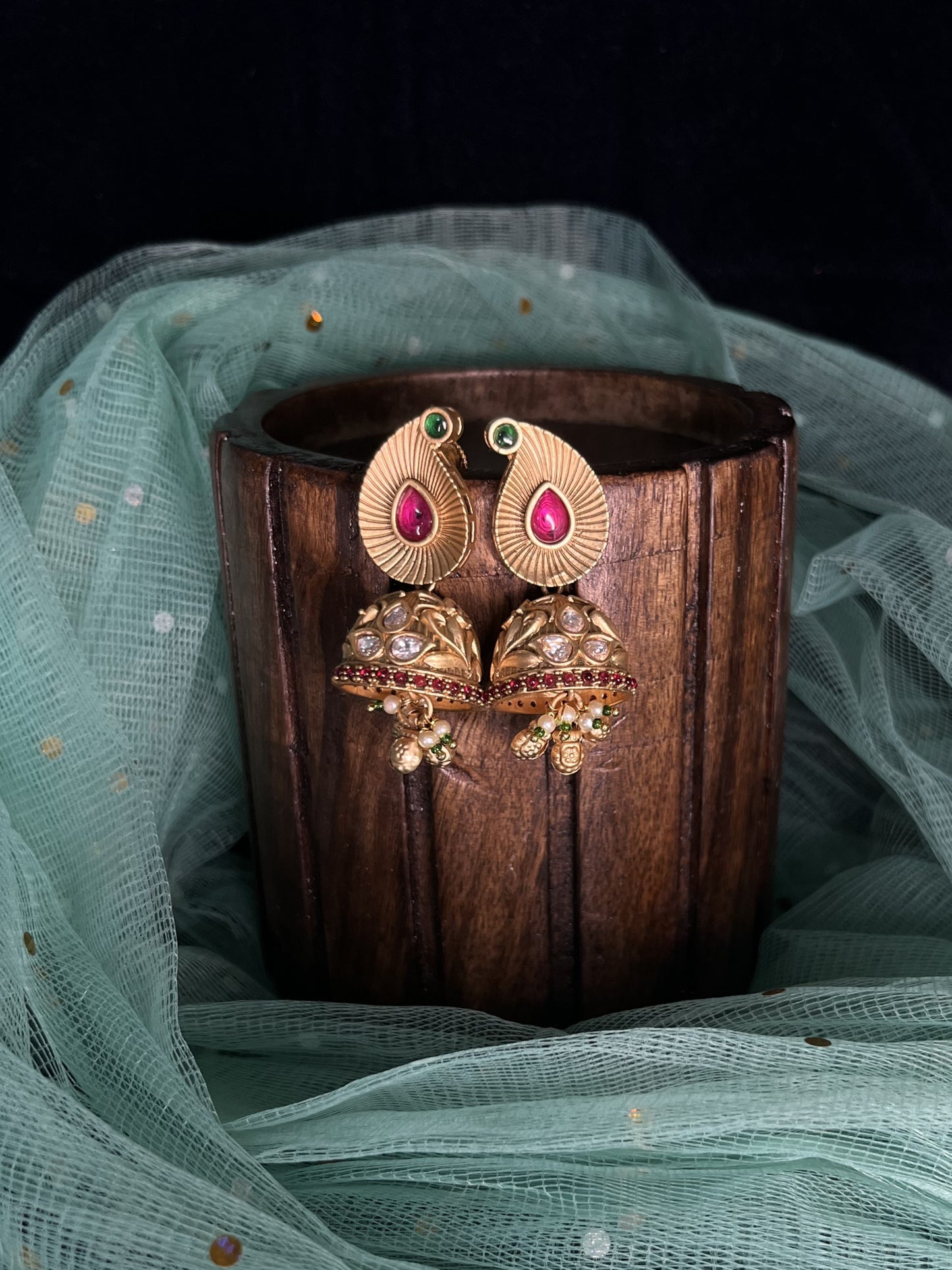 Elegant pachi kundan studded rajwadi gold jhumkas