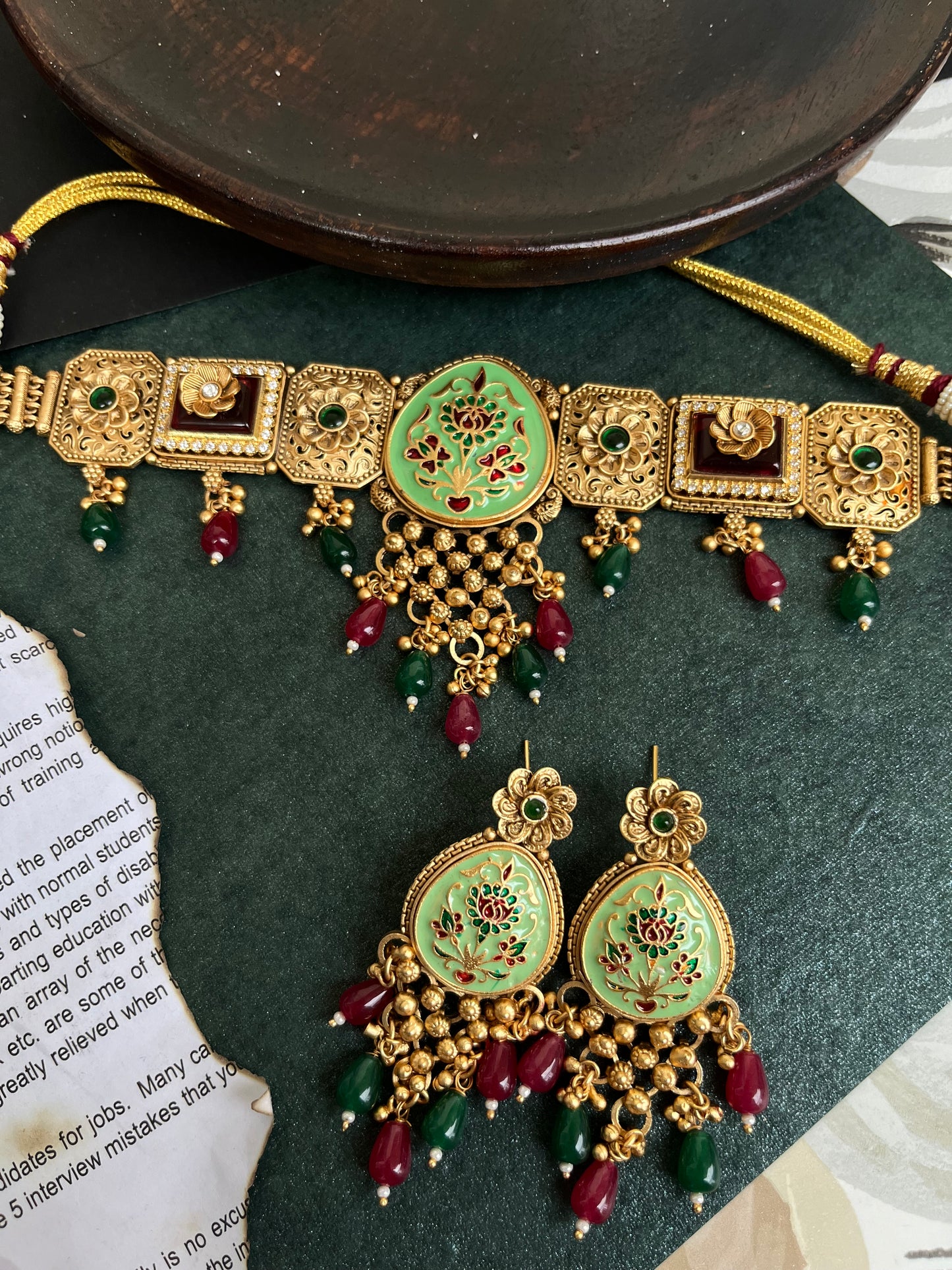 Rajwadi gold Meena choker