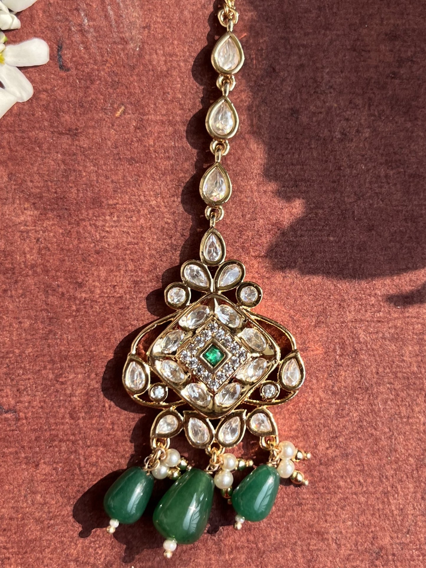 Premium parab kundan Mang tika