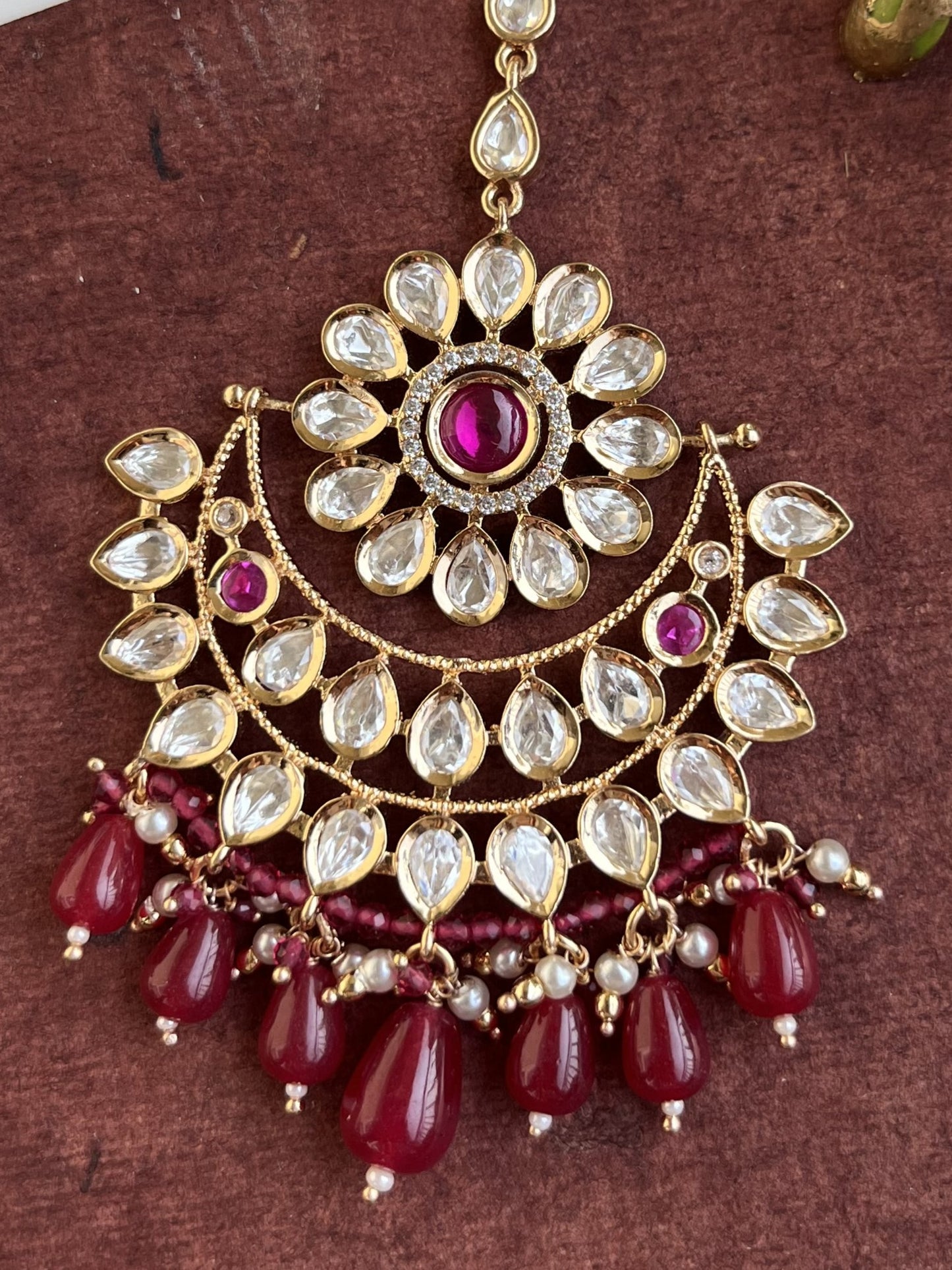 Premium parab kundan Mang tika