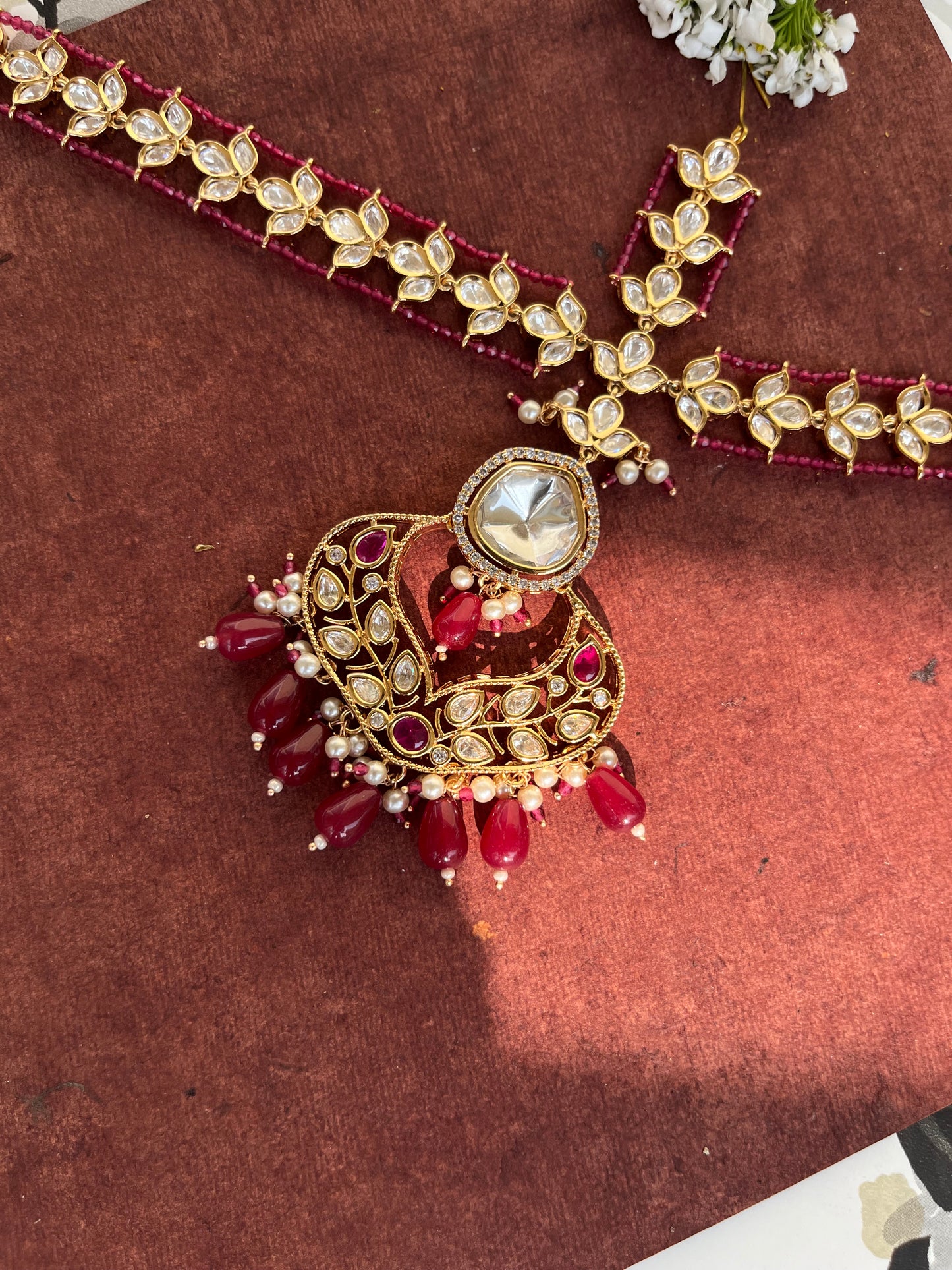 Premium parab kundan Mathapatti with tika attached