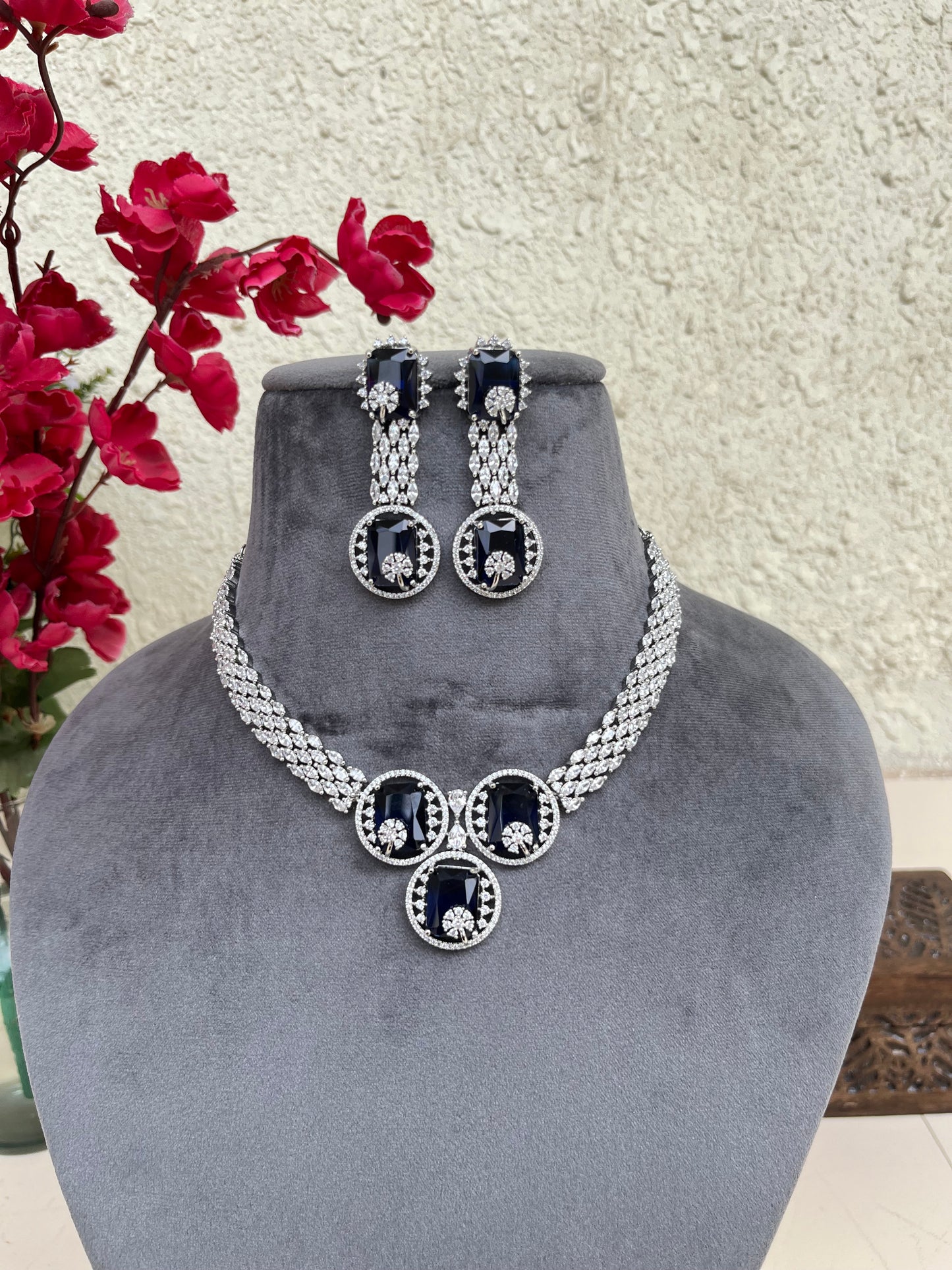 American diamond doublet stone set