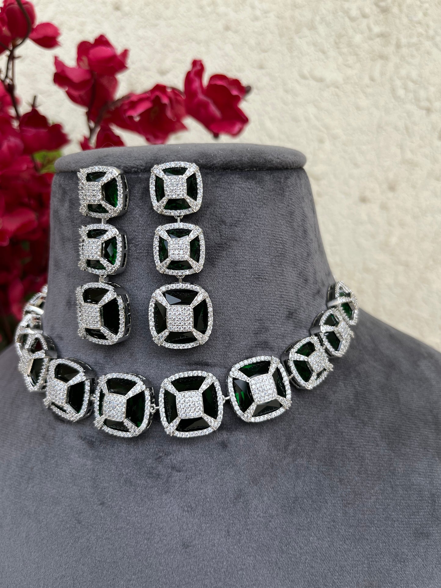 American diamond doublet stone choker