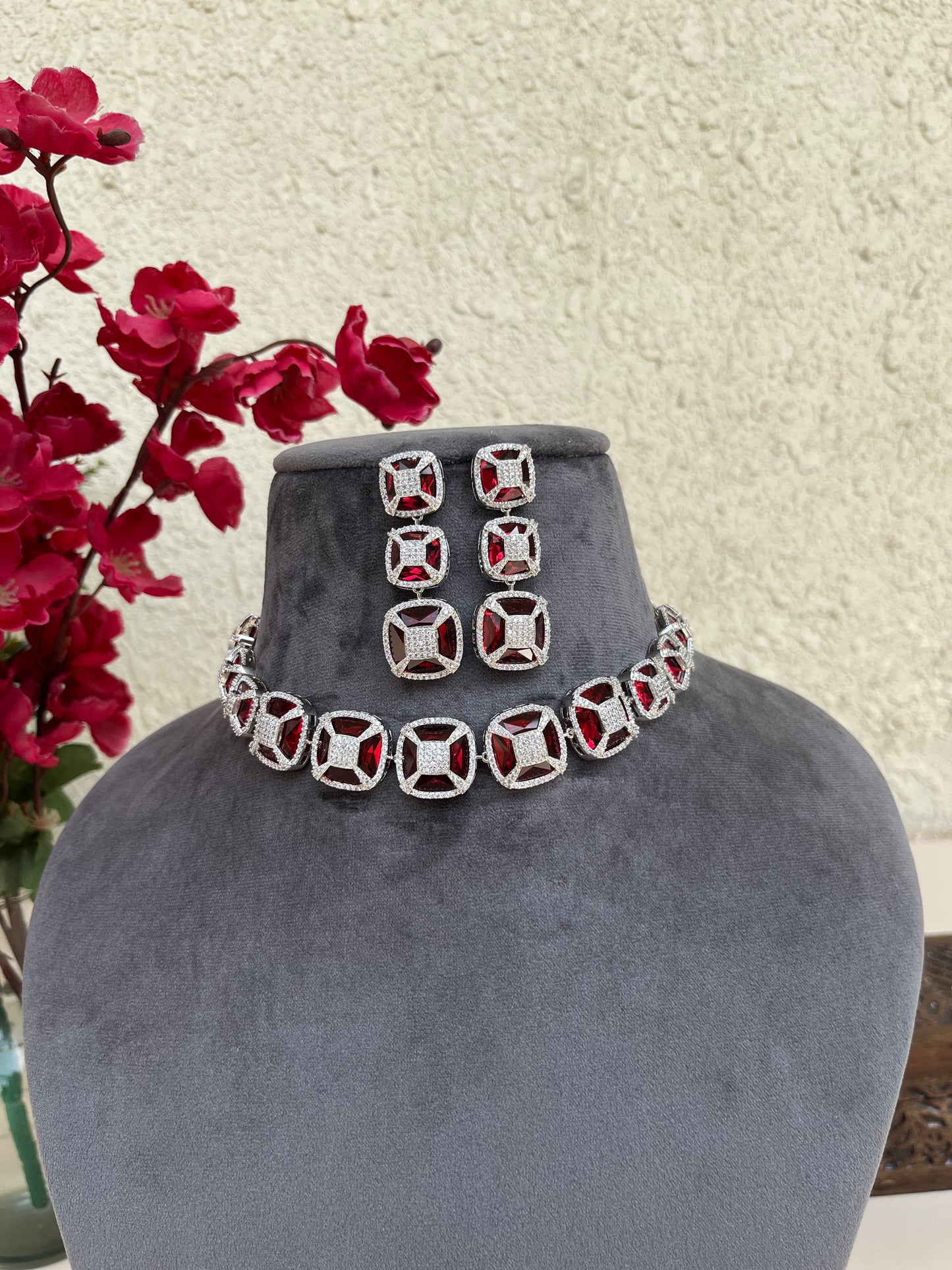 American diamond doublet stone choker