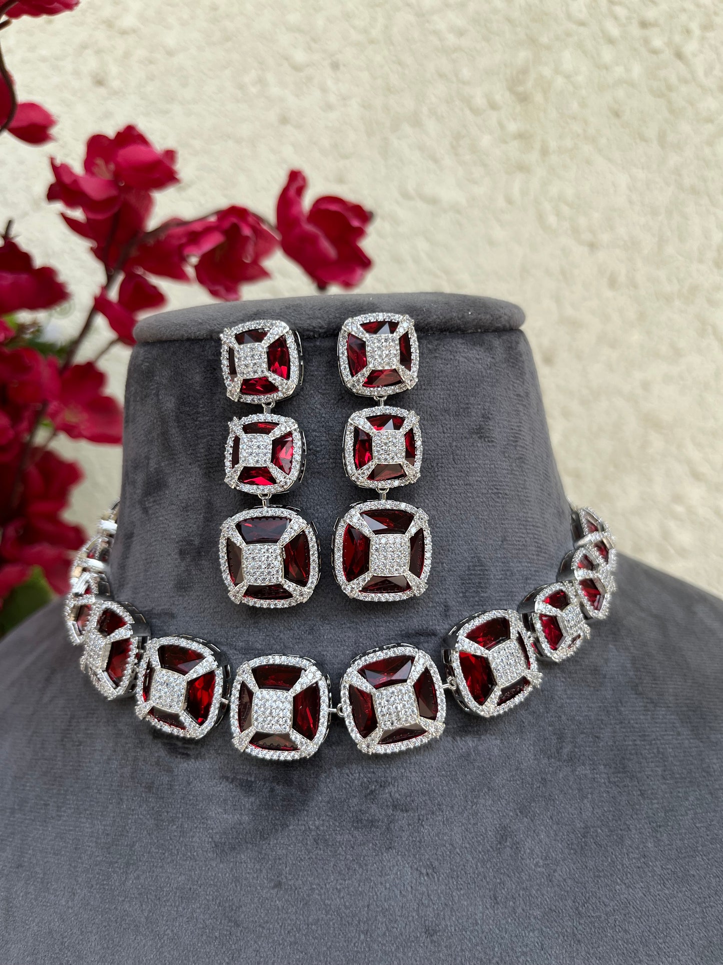 American diamond doublet stone choker