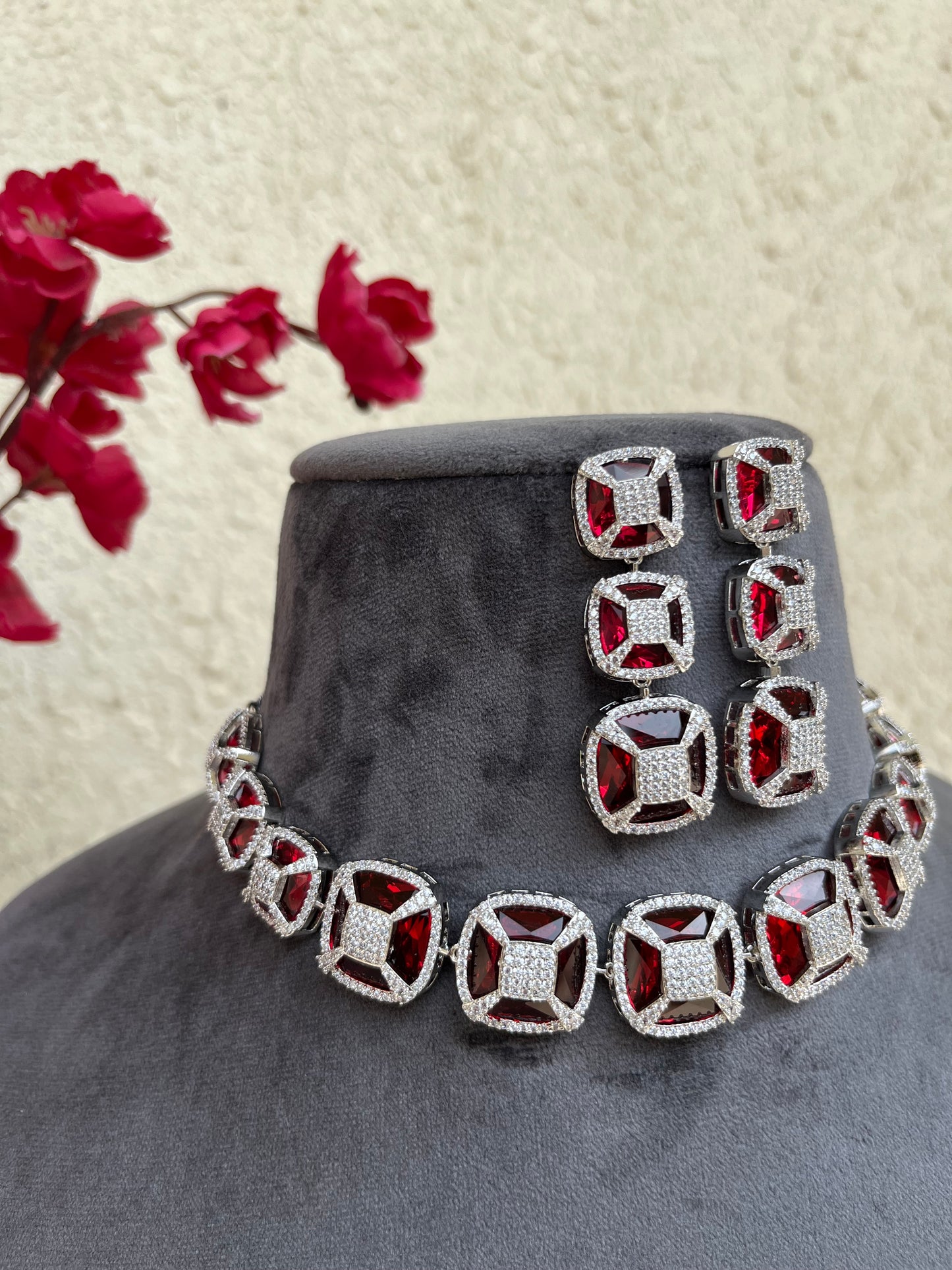 American diamond doublet stone choker