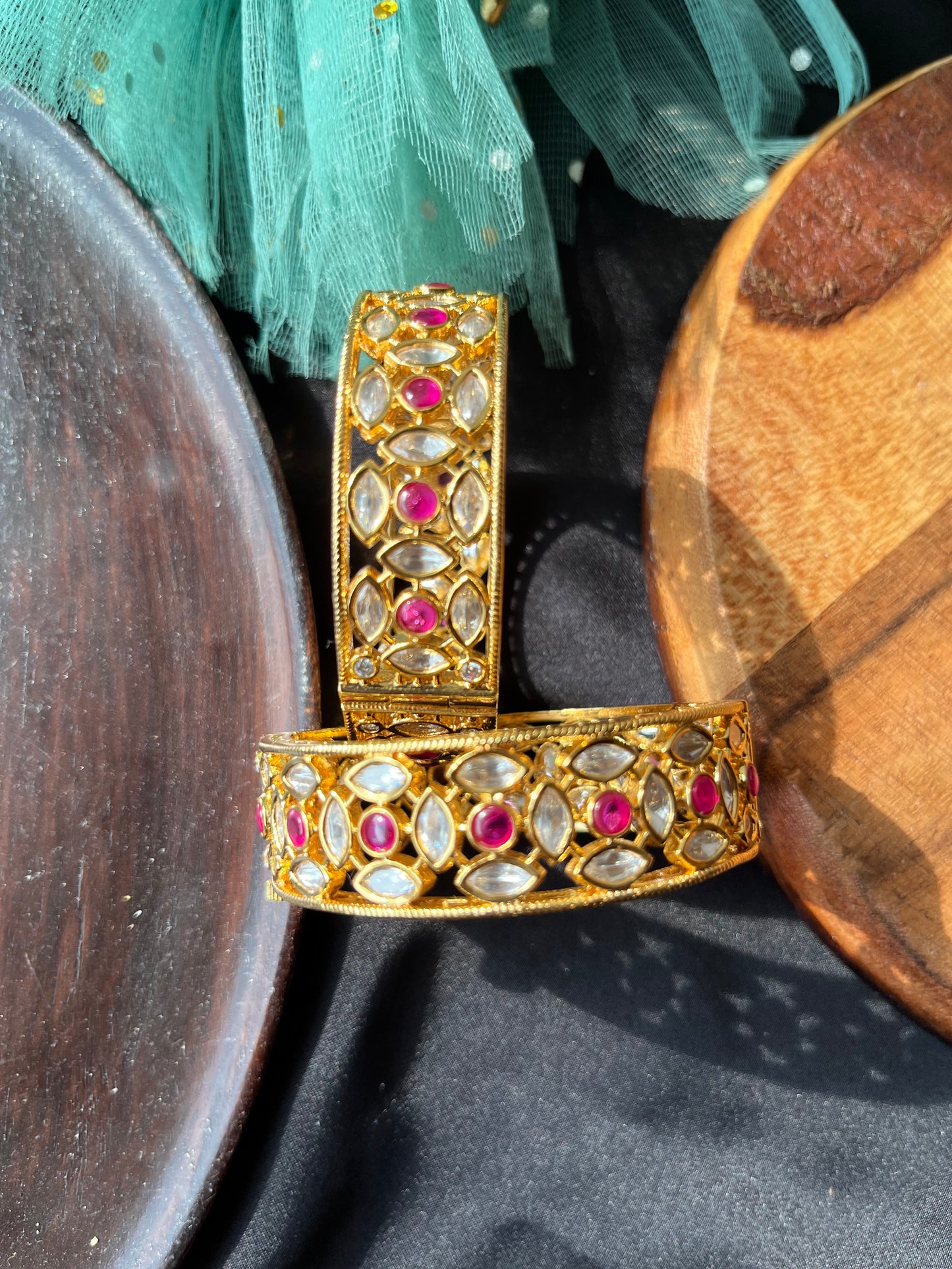 Silver uncut polki kundan Bangles