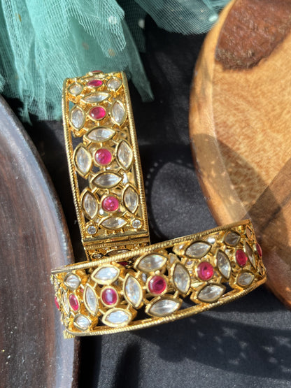 Silver uncut polki kundan Bangles