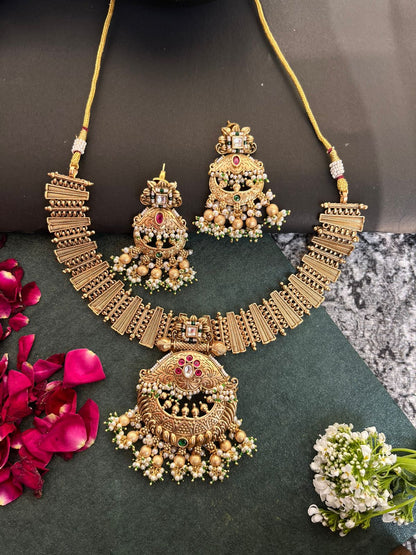 Rajwadi Antique Gold Polished Necklace Set